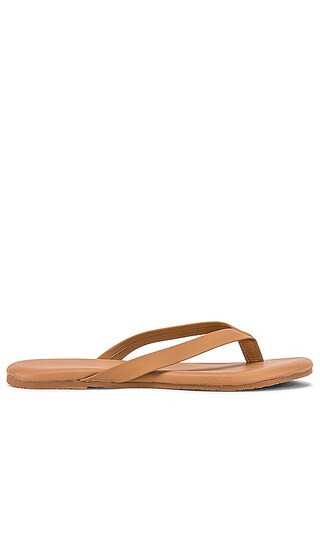 TKEES The Boyfriend Sandal in Beige. - size 6 (also in 5) | Revolve Clothing (Global)