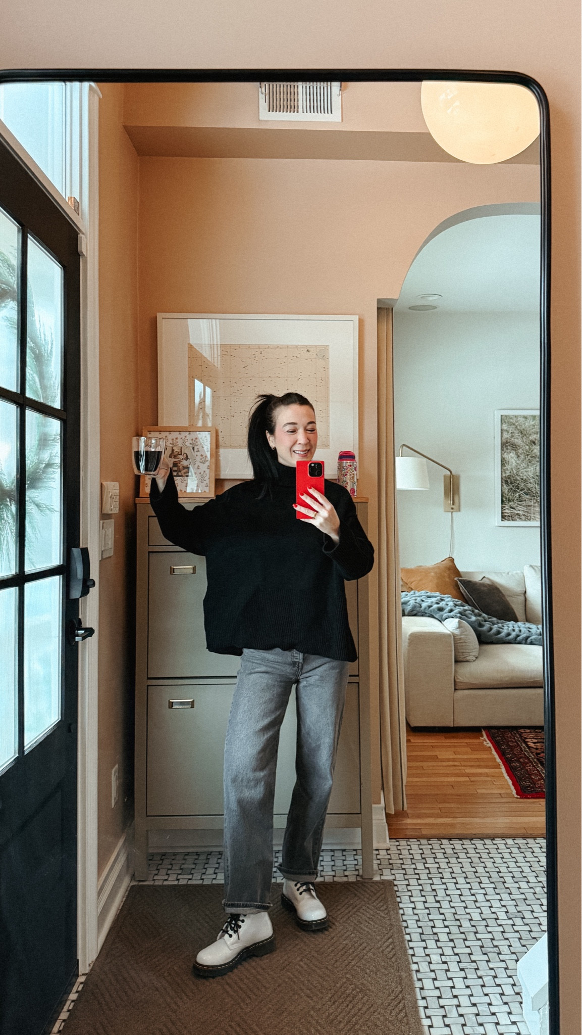 Cozy, casual and ready for a day at the coffee shop! 🤓💻