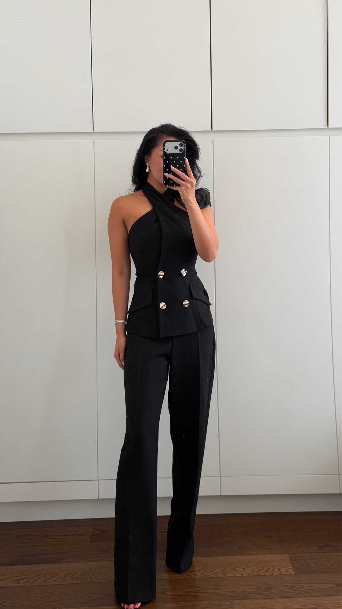 This halter neck jumpsuit >>

#LTKgrwm #LTKootd #LTKPetite