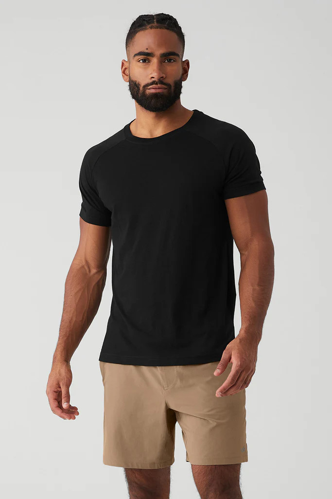 Triumph Raglan Tee | Alo Yoga (US)