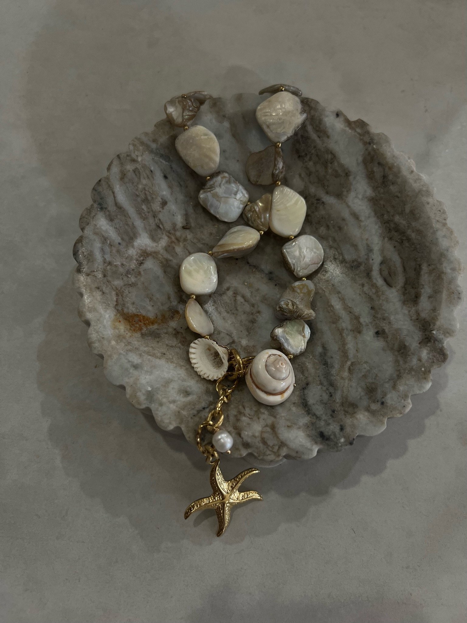 Your new fave euro summer necklace🐚