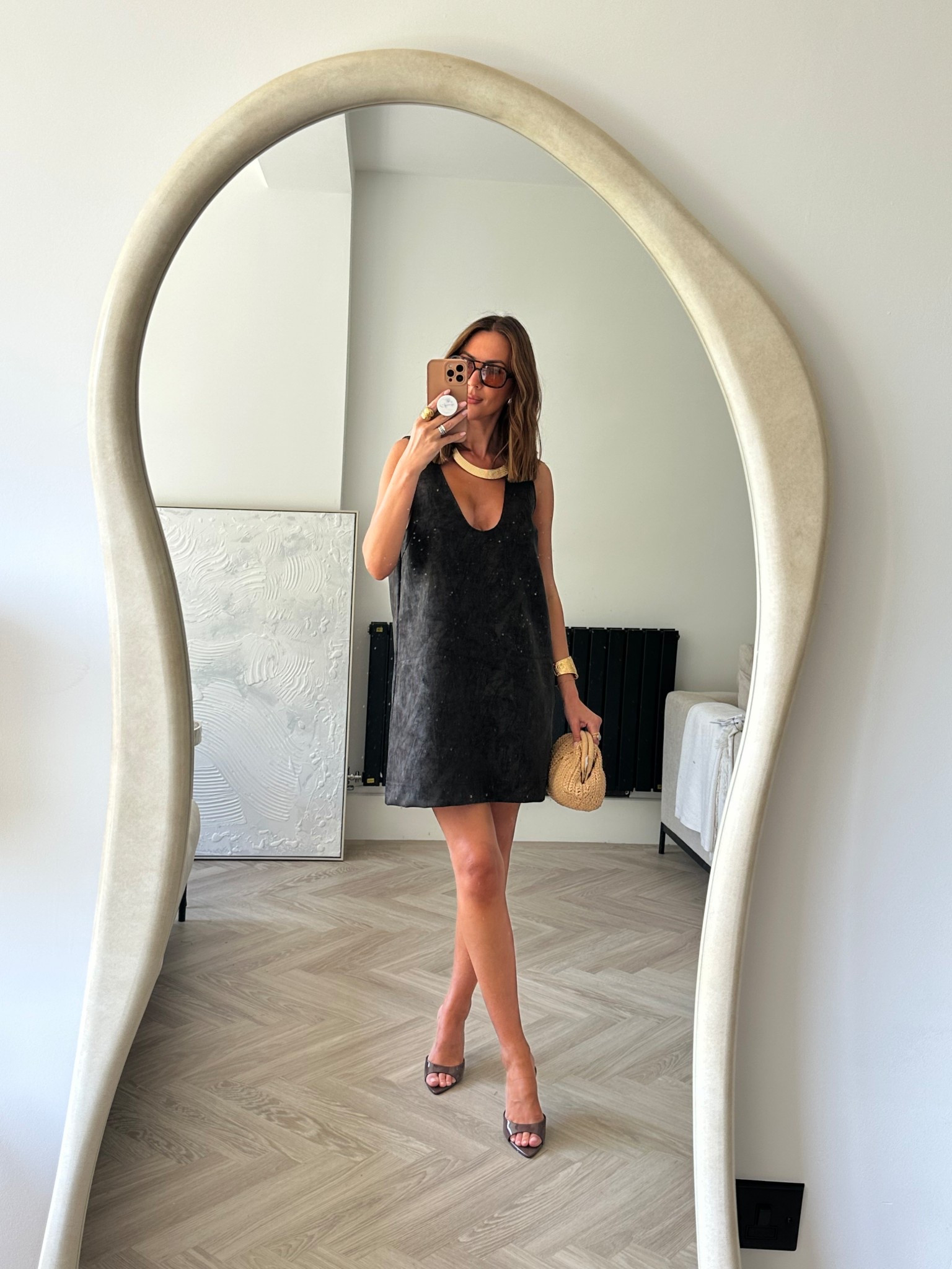 Brown summer suede dress 

#LTKsummer #LTKstyletip #LTKspring