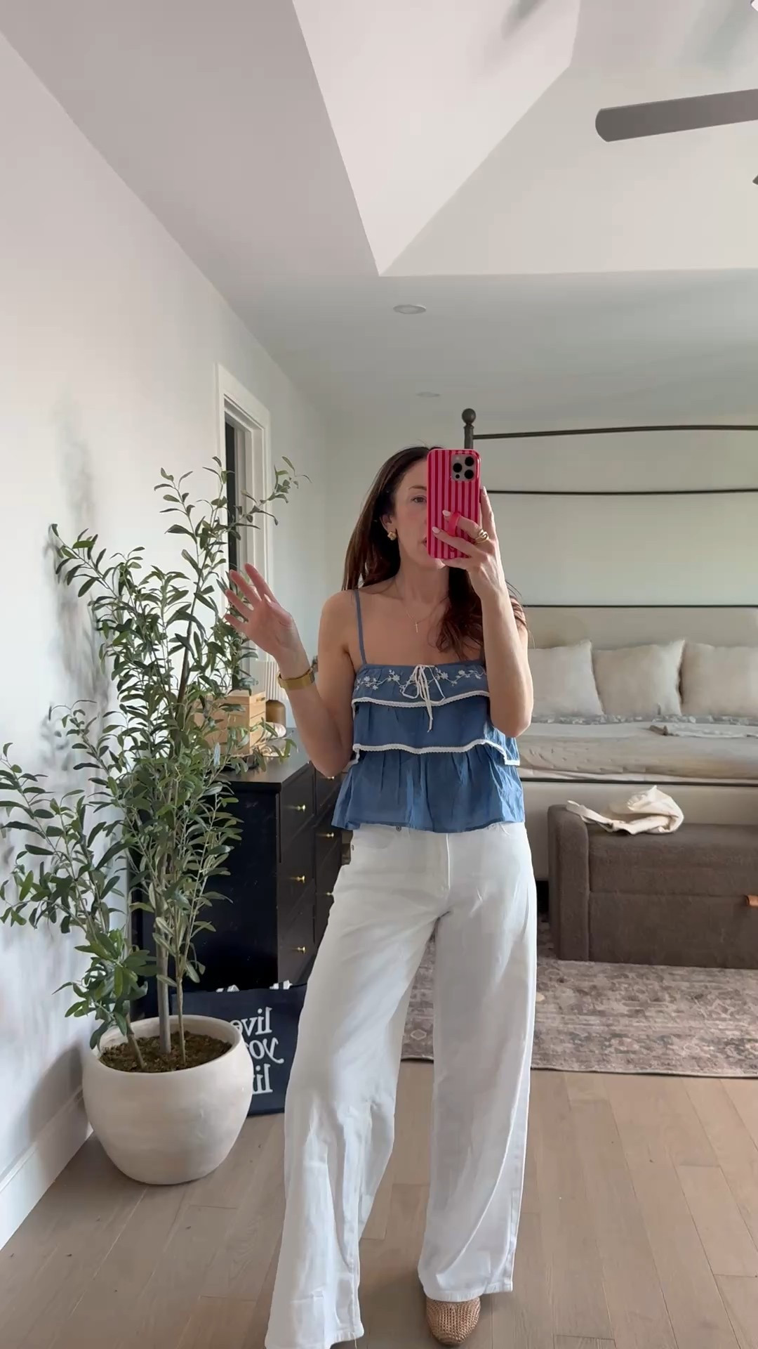 American eagle new arrivals! The cutest tank. Dream drapey jeans


#LTKSaleAlert #LTKootd #LTKSeasonal