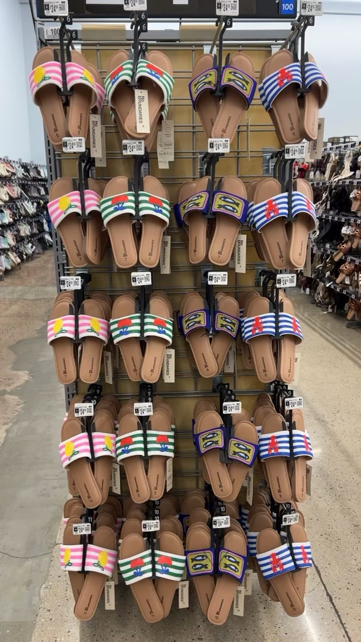 Fun beaded slide sandals at Walmart for summer! #walmartfashion