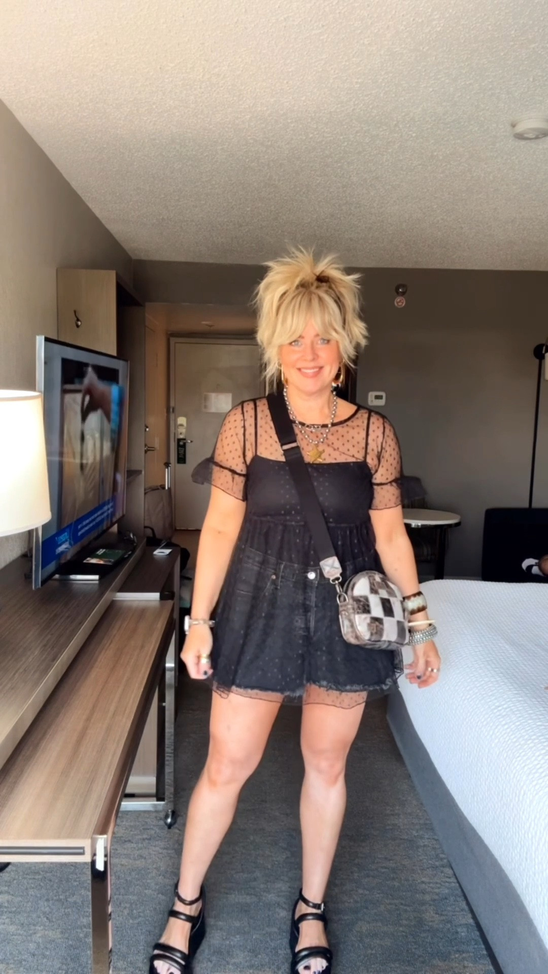This fit was so perfect for a concert! Love this mesh short sleeve top from Amazon. I also found these curve Levi’s shorts for a great price too! Love the fit. I sized up one size. 
✨Save @shopbeljoy with code MANDIE
🏁Save with code MANDIE10 on my bag @shopeverydaychic