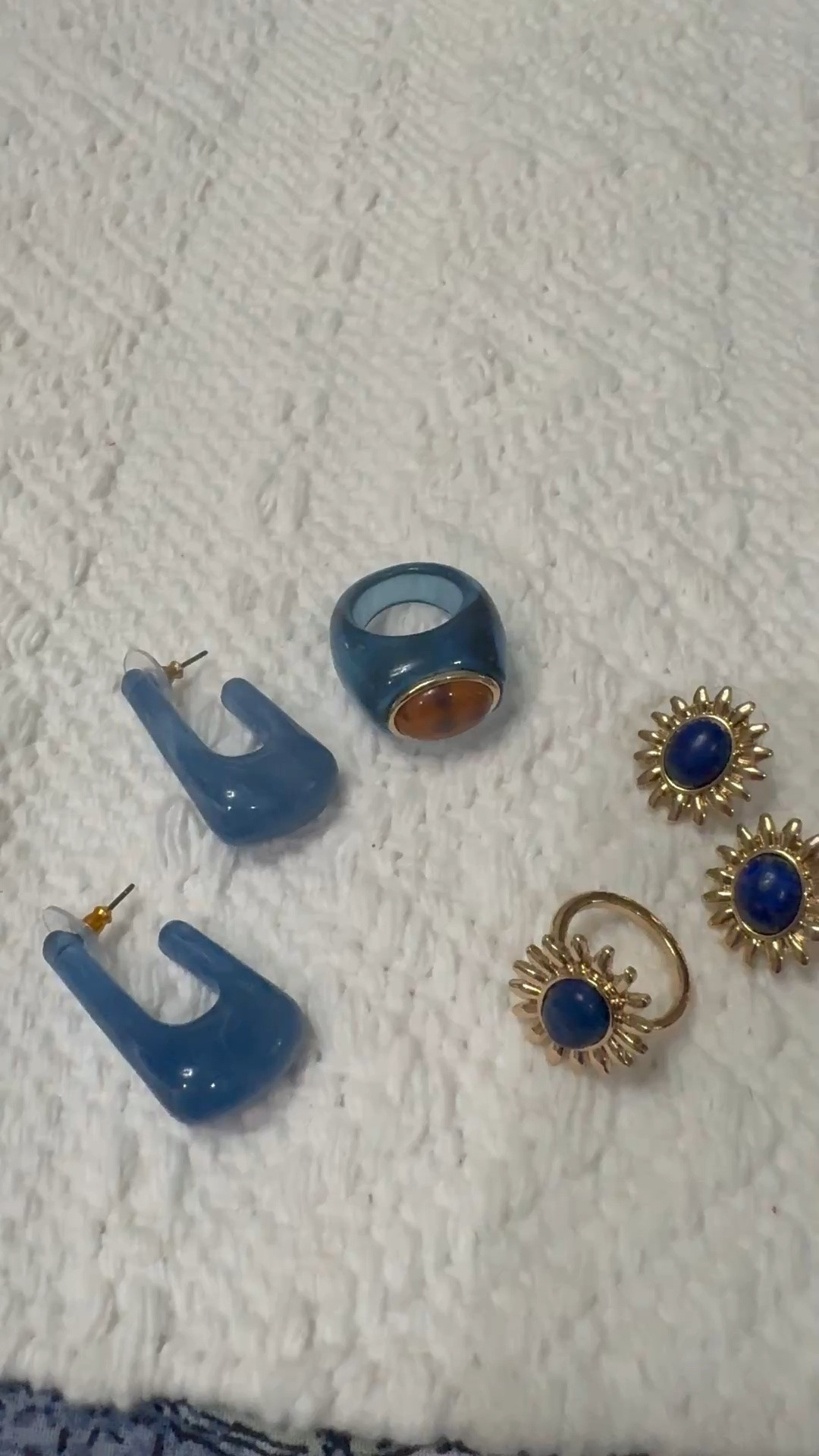 Cute jewelry for summer and fall outfits 
Accessories ￼

#LTKgrwm #LTKSeasonal #LTKMidsize