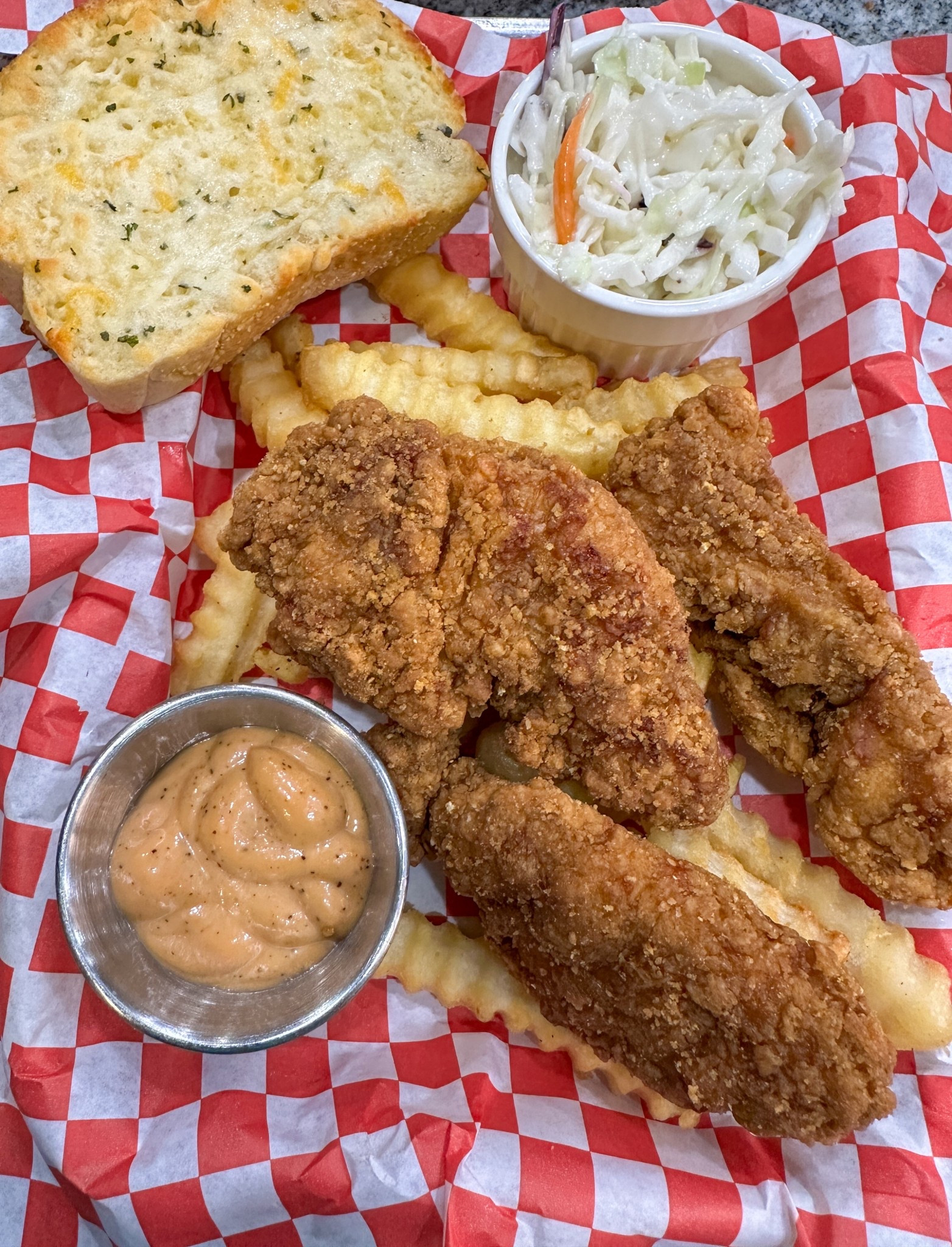 Box combo at home. Served on my red and white paper liners and silver serving platter. #chickenbaskets #paperliners #ramekins 