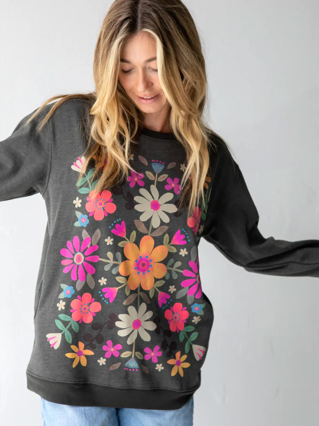 Comfy Pocket Sweatshirt | Natural Life