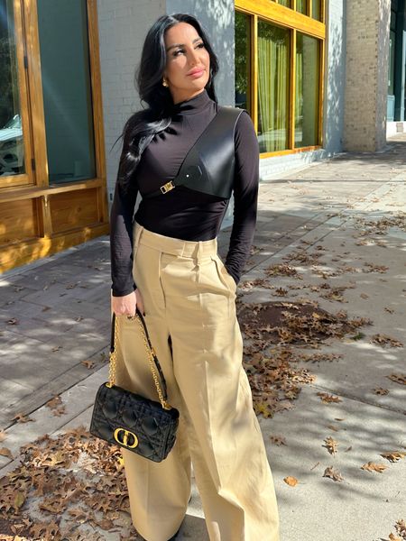 These wide leg trousers are normally $149 & they’re currently on sale for under $50! 😱 What?!?!

I wish I could link this dope Leather vest accessory. Go to Christian Dior’s website to find it & the bag. 😘

#LTKfindsunder50 #LTKSeasonal #LTKworkwear