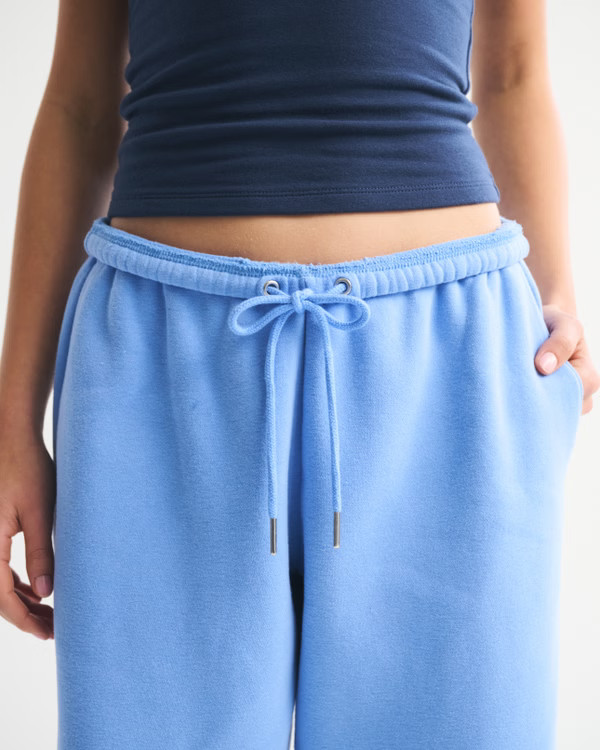 High Rise Sunday Baggy Sweatpant | Abercrombie & Fitch (US)