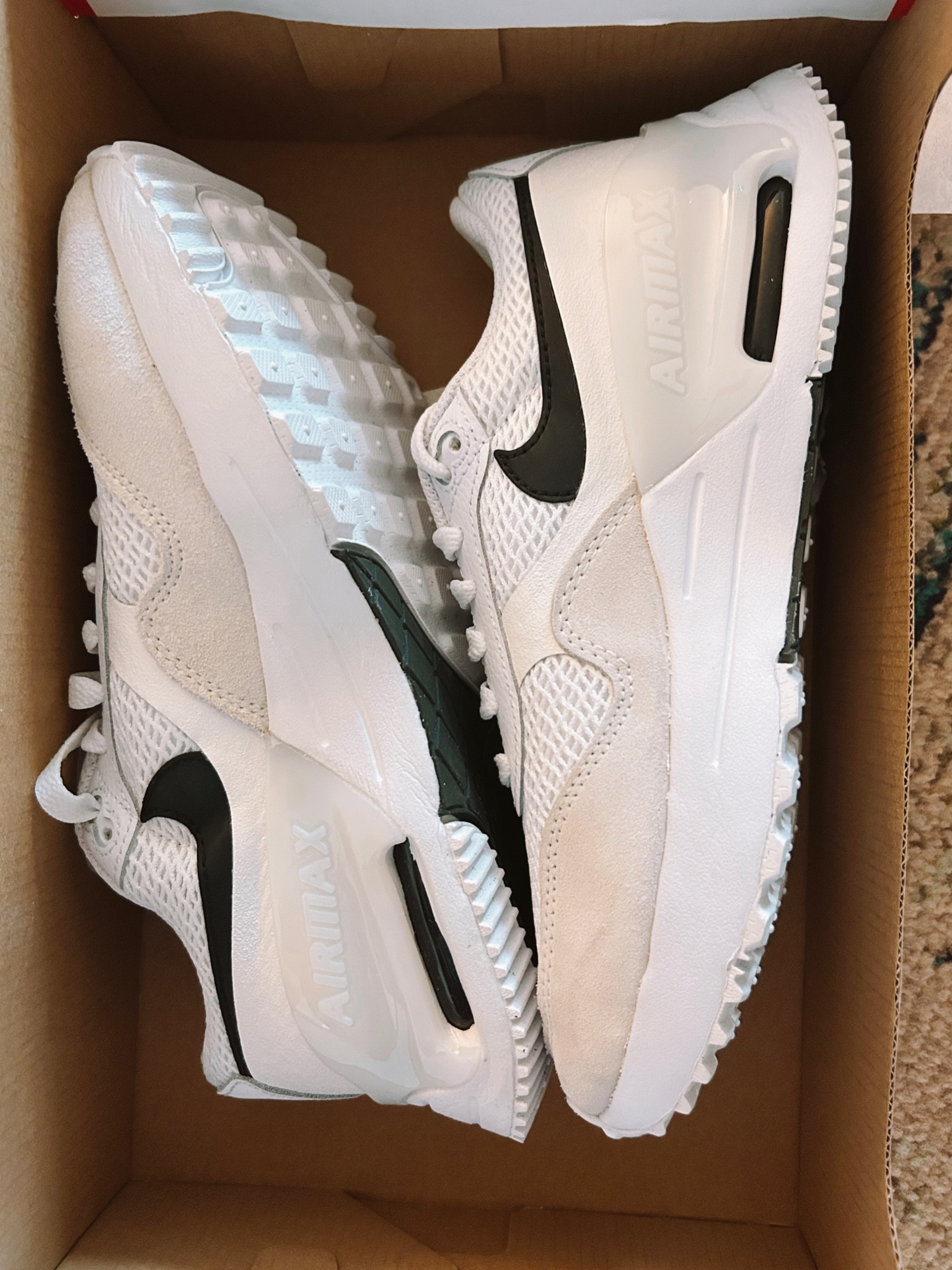 Nike sneakers! #sneakers #nike #sale

#LTKFitness #LTKshoecrush #LTKsalealert