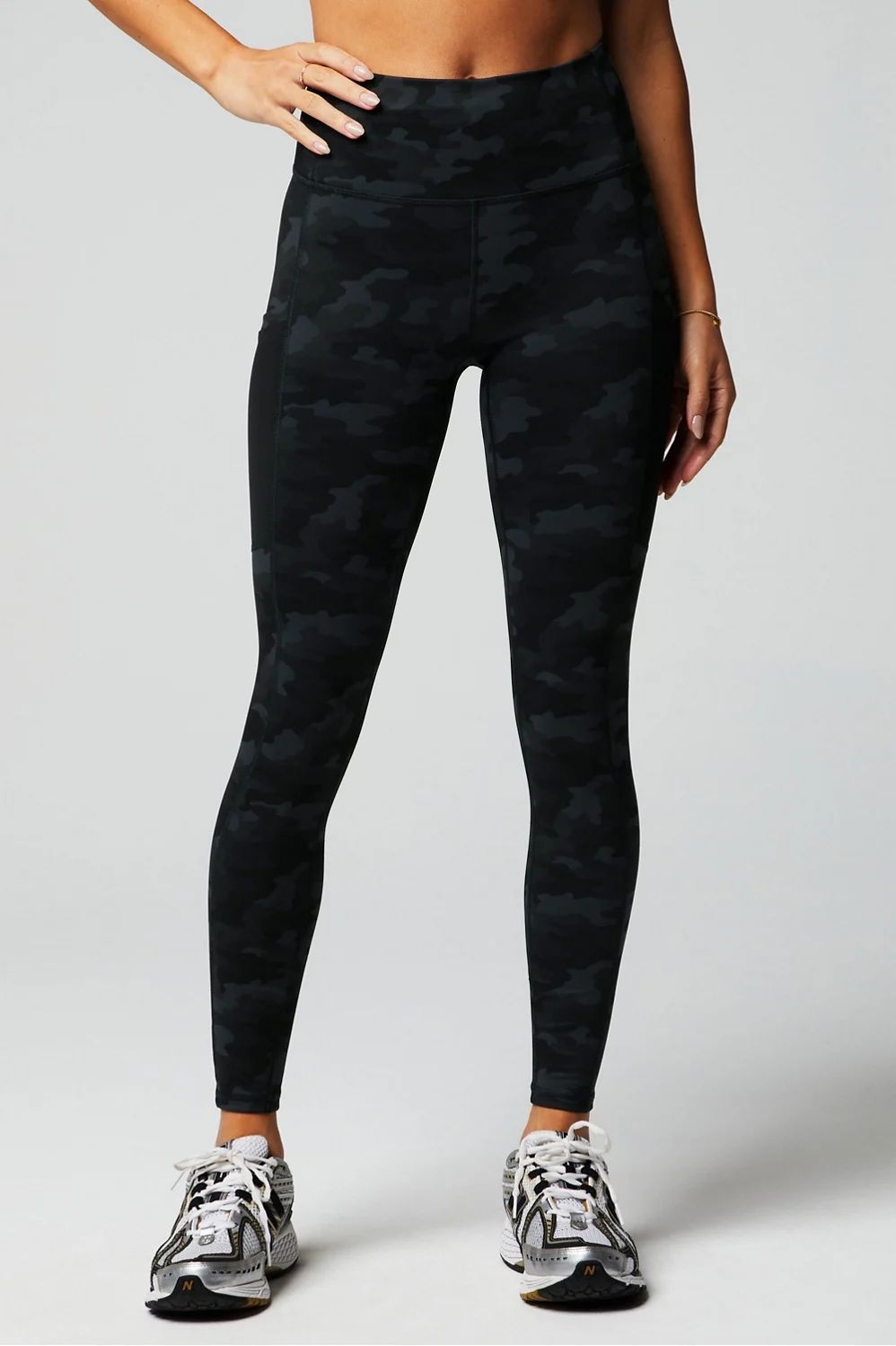 On-The-Go PowerHold® High-Waisted Legging | Fabletics - North America