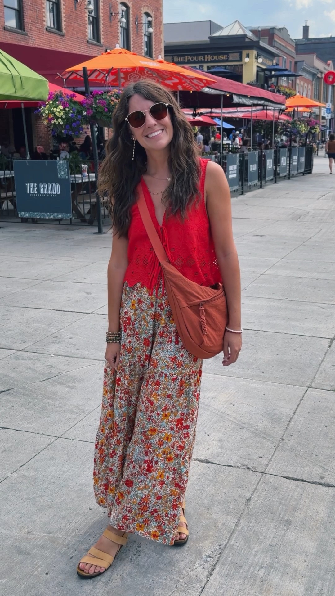 A day in Ottawa ♥️
xs in my top (sold out, linked similar!) and small in my skirt. My sandals are size 6 and so comfy!

#LTKootd #LTKgrwm #LTKPetite