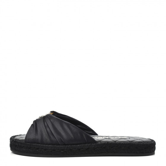 CHANEL Grosgrain CC Espadrille Slip On Sandals 36 Black | Fashionphile