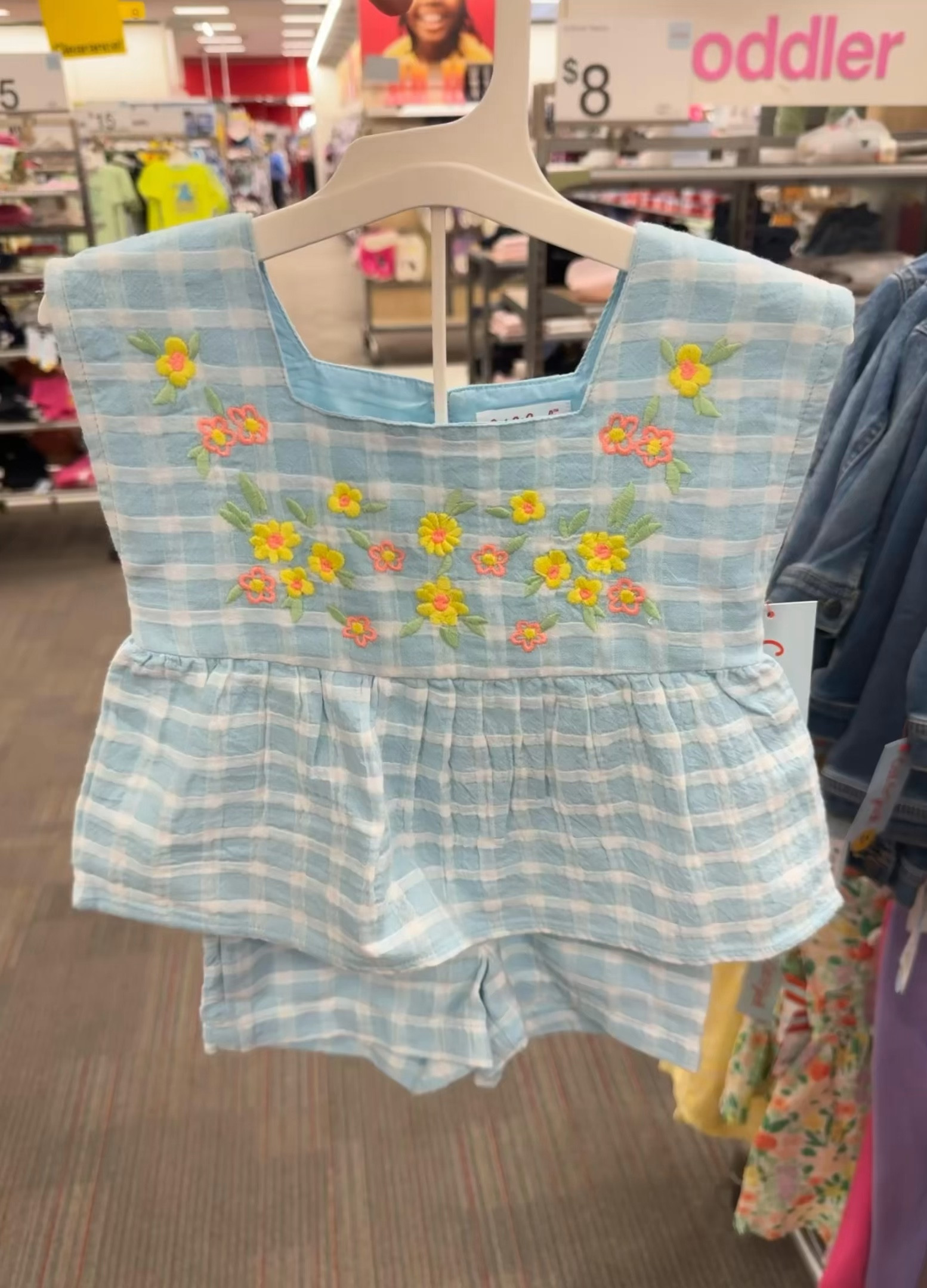 The cutest two piece set for toddler girls for spring and even Easter outfit!


Two piece sets 
Toddler girl
Toddler outfit
Spring outfits
Easter outfits
Target finds
Target outfit
Kids outfits


#LTKbaby #LTKkids #LTKVideo