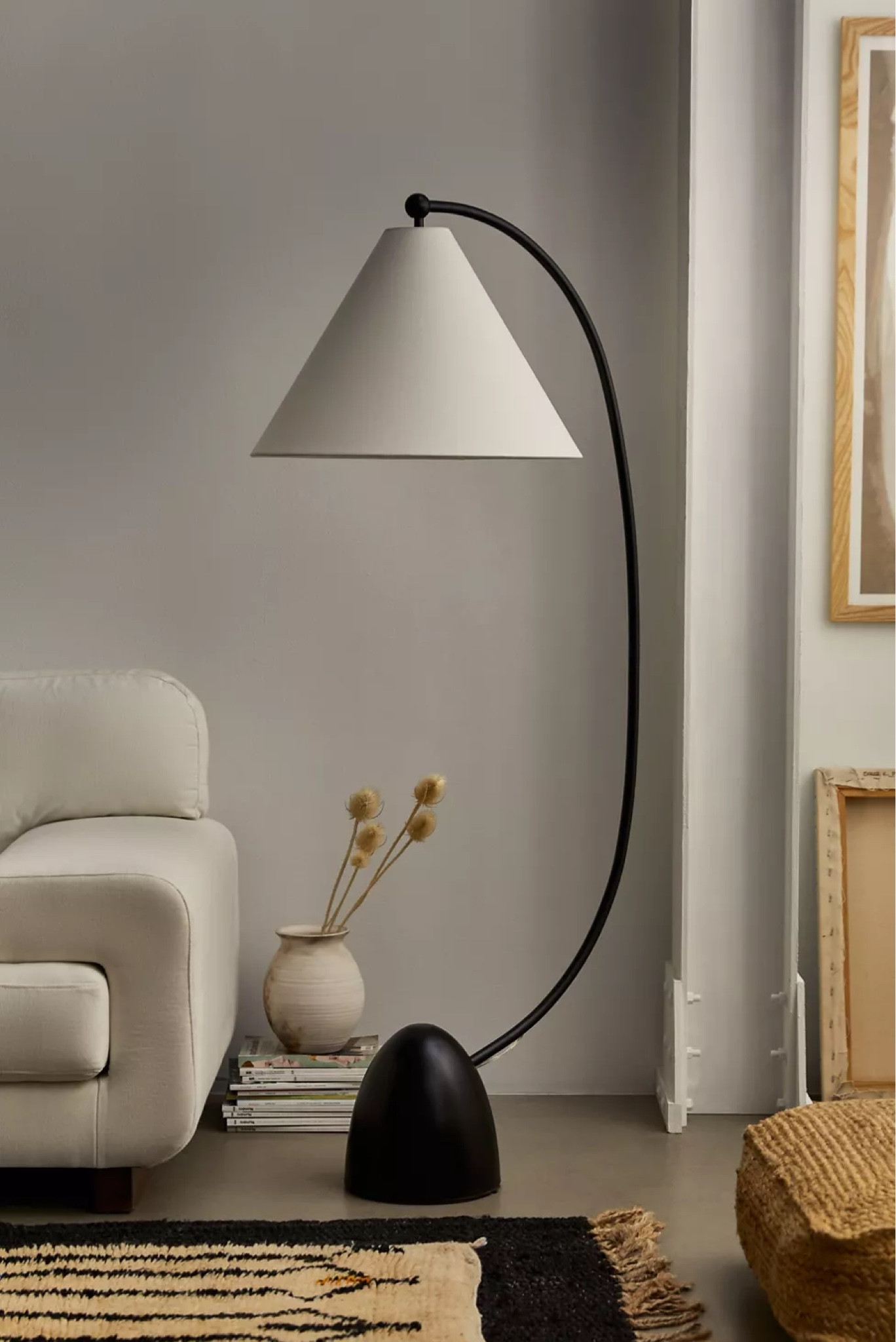 Urban Outfitters iron floor lamp 🪔 
I love the modern look to it. 



Modern organic 
Modern home 
Home finds 
Living Room finds
Neutral Home finds 
Urban Outfitters home finds
Neutral aesthetic 
Neutral Home aesthetic 
Cozy home 
Chic home 

#LTKstyletip #LTKhome