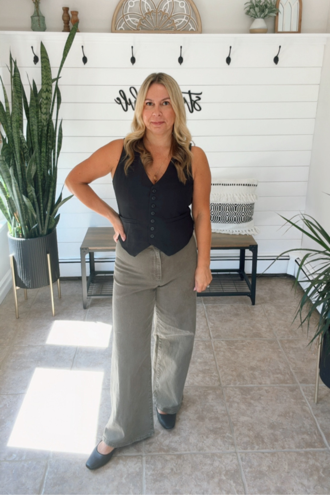 Fall outfit idea! I’m wearing an 8 in the wide leg jeans (they’re a little snug) and medium in the vest 










Teacher outfit, midsize fashion 

#LTKMidsize #LTKFindsUnder50 #LTKWorkwear