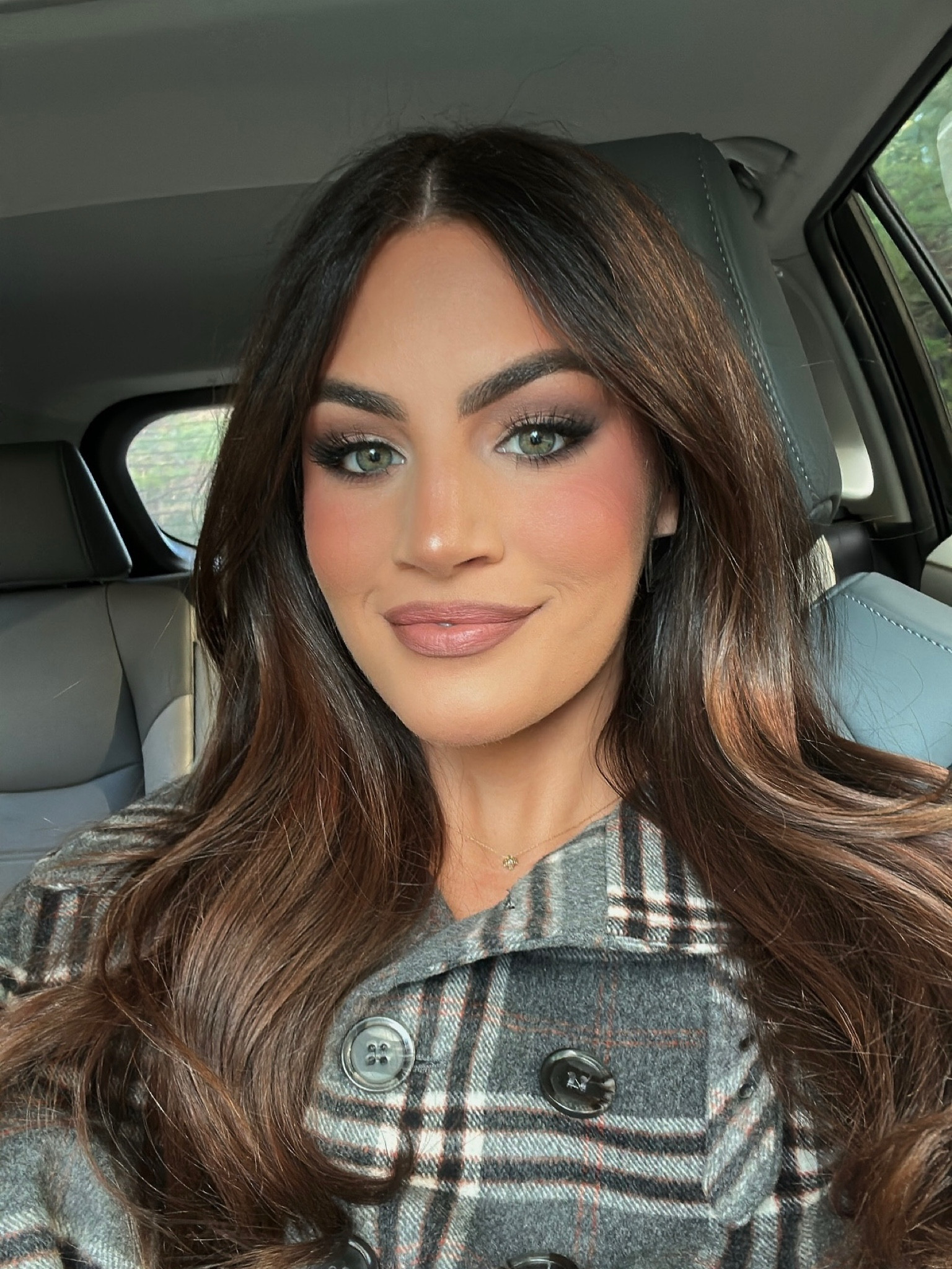 cool toned glam 🩶