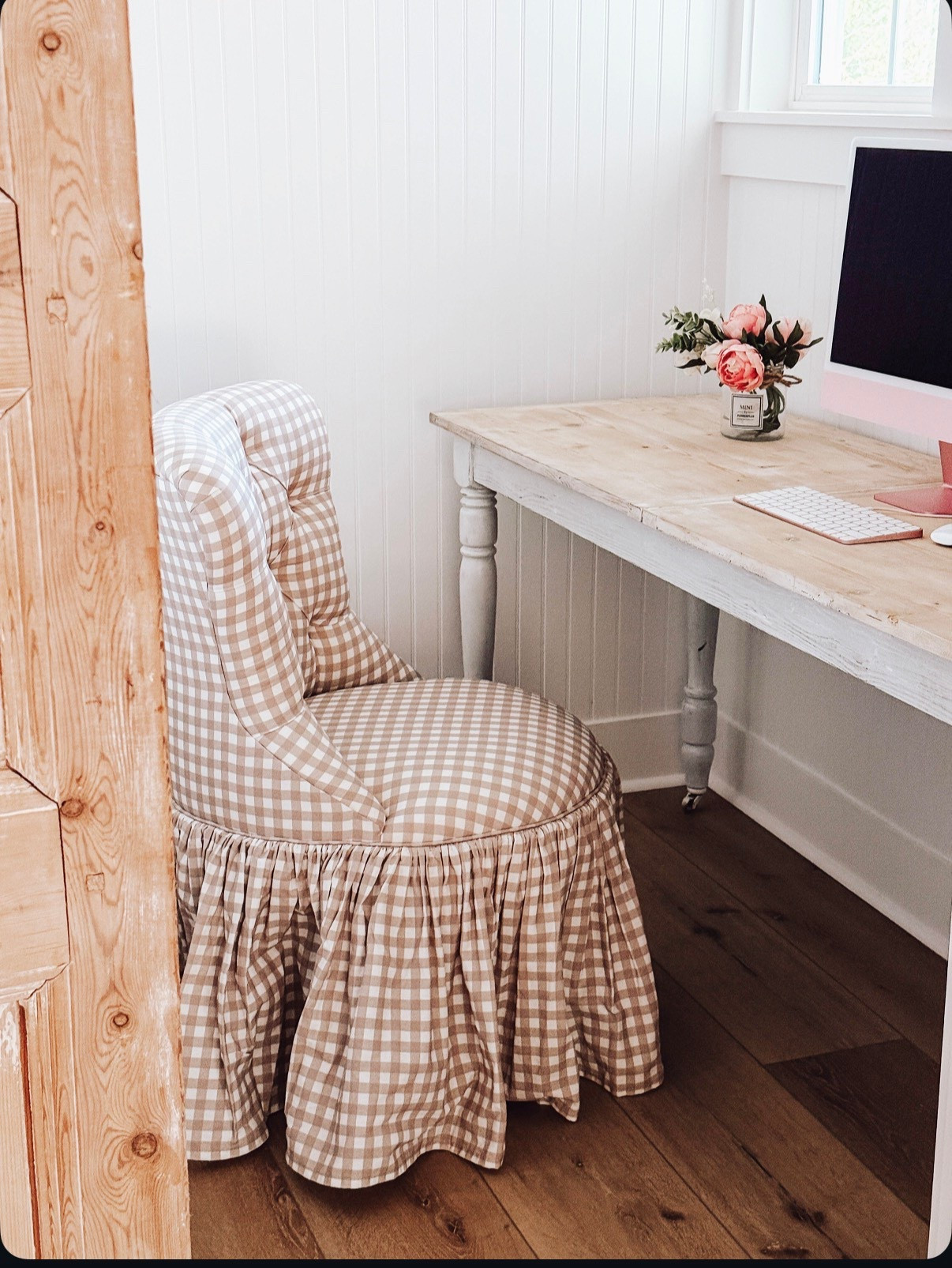 The cutest chair for my pocket office!! Comes on a bunch of colors, but of course I love gingham the best. 🖤 
#pinkimac #cuteofficechair #ginghamchair #rufflechair #officechair #cottagestyle #feminineoffice #cottagecoreoffice #vintagestyle #birchlane

#LTKHome