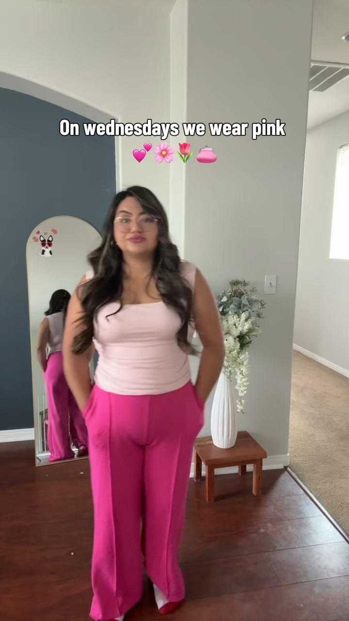 On Wednesdays we wear pink 💅🏽💖

I’ve been OBSESSED with these hot pink sweatpants lately—literally the perfect mix of comfy + cute for mom life!! Throw on a cute top and you’re instantly put together ✨

Run, don’t walk—shop them in my Walmart storefront before they sell out!! 🛒💕



#LTKootd #LTKmomlife #LTKMidsize