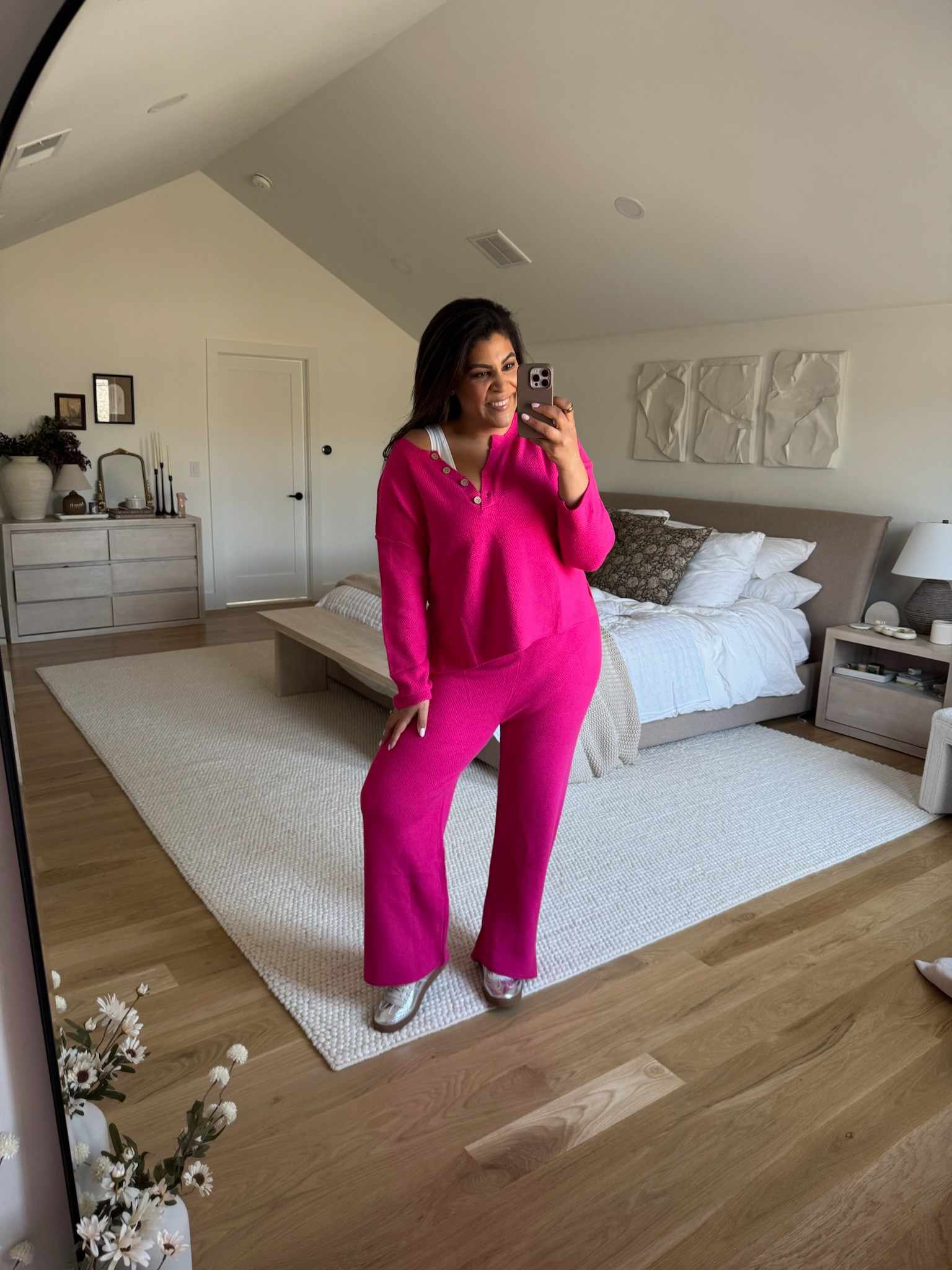 Today’s midsize OOTD! Obsessed with this bright pink matching set! 💓


#LTKFindsUnder50 #LTKMidsize #LTKTravel