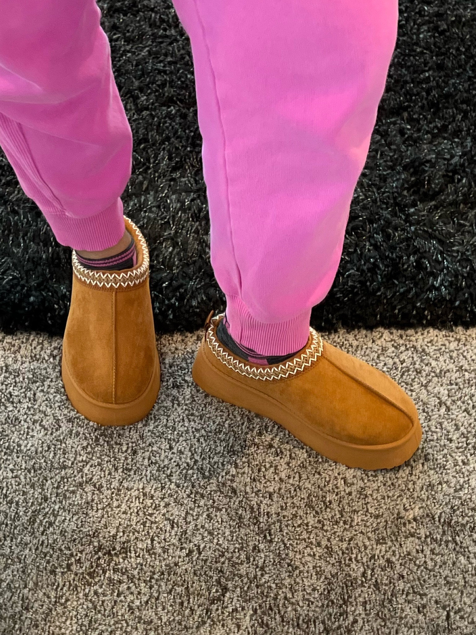 I’m absolutely in love with these!!
I'm wearing a size 8 - true to size

#LTKFindsUnder50 #LTKSeasonal #LTKItBag