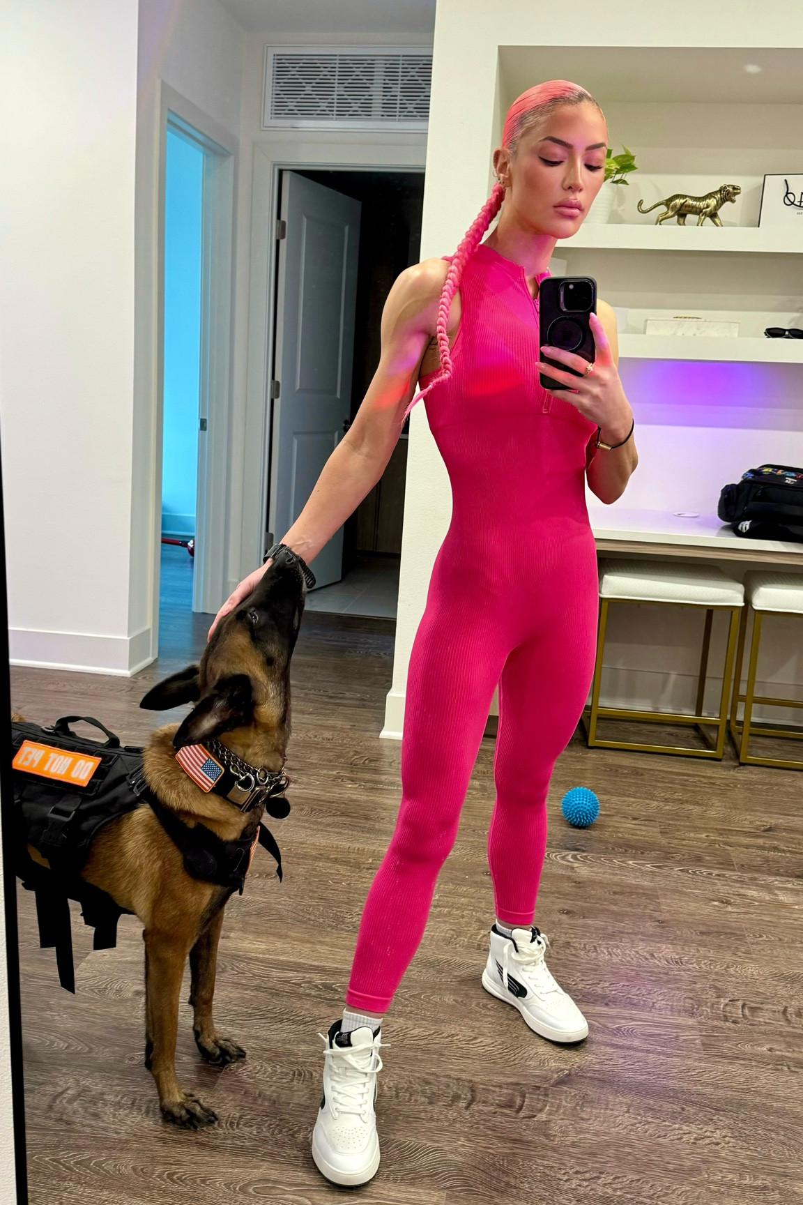Your girl loves her bodysuits 😜💞 another Amazon find 🥳 
Ribbed Seamless jumpsuits : Zip up front
Material is amazing Compression stretchy fabric, tummy control, Removable Bras, Sleeveless design
I am wearing a size small

#LTKFitness #LTKU #LTKStyleTip