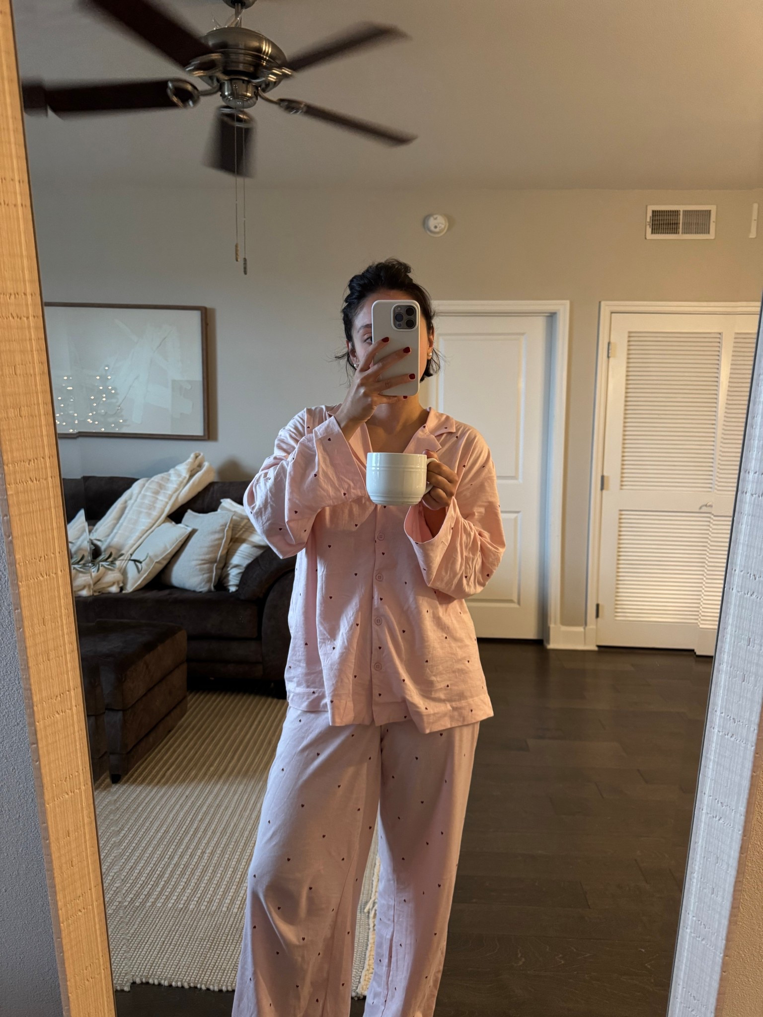 Size small!

#LTKselfcare #LTKmorningroutine #LTKHoliday