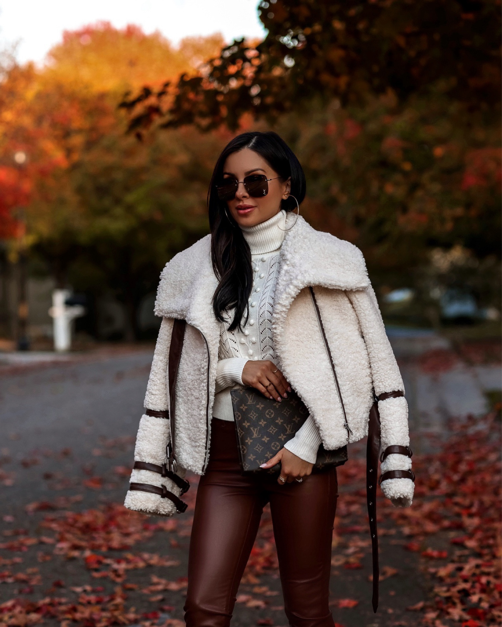 Favorite fall jacket
Revolve Tularosa Bailey jacket wearing an XS
Pom sweater
Louis Vuitton Toiletry bag
 

#LTKStyleTip #LTKSeasonal #LTKFindsUnder100