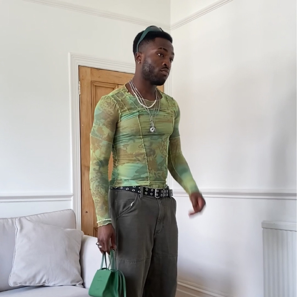 fairy fit 🧚🏾 top from asos bottoms from superdry