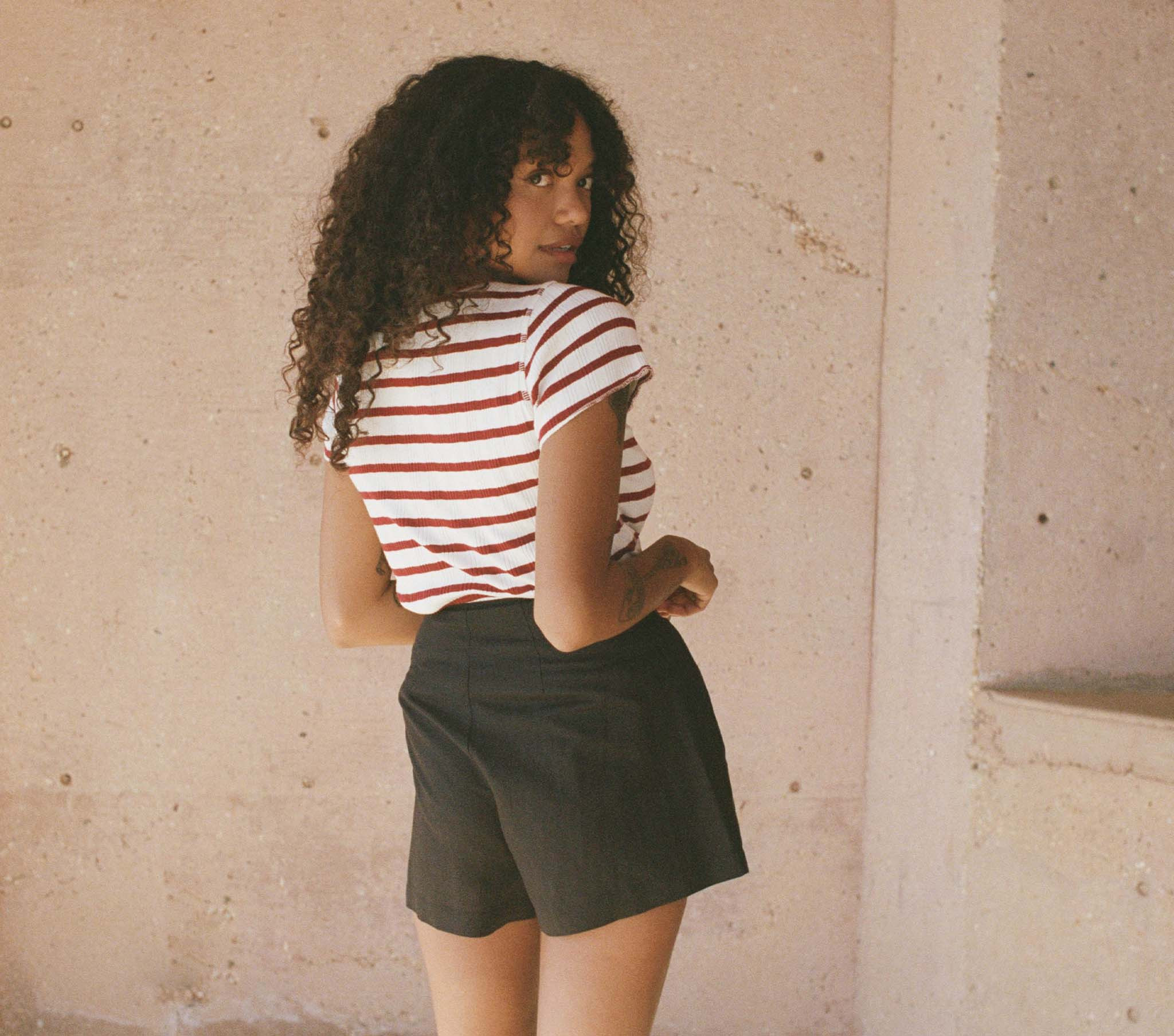 Vivi Tee - Auburn San Simeon Stripe | DÔEN | DOEN