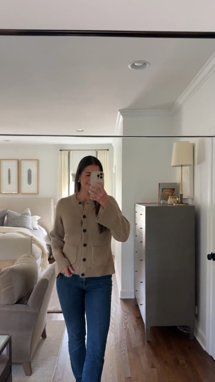 Loving how simple yet elevated this cardigan is!

Flared cardigan, Shopbop, cardigan, brown cardigan, tan cardigan, favorite daughter, Valentina jeans, Nordstrom, Grace White

#LTKootd #LTKSeasonal #LTKmomlife