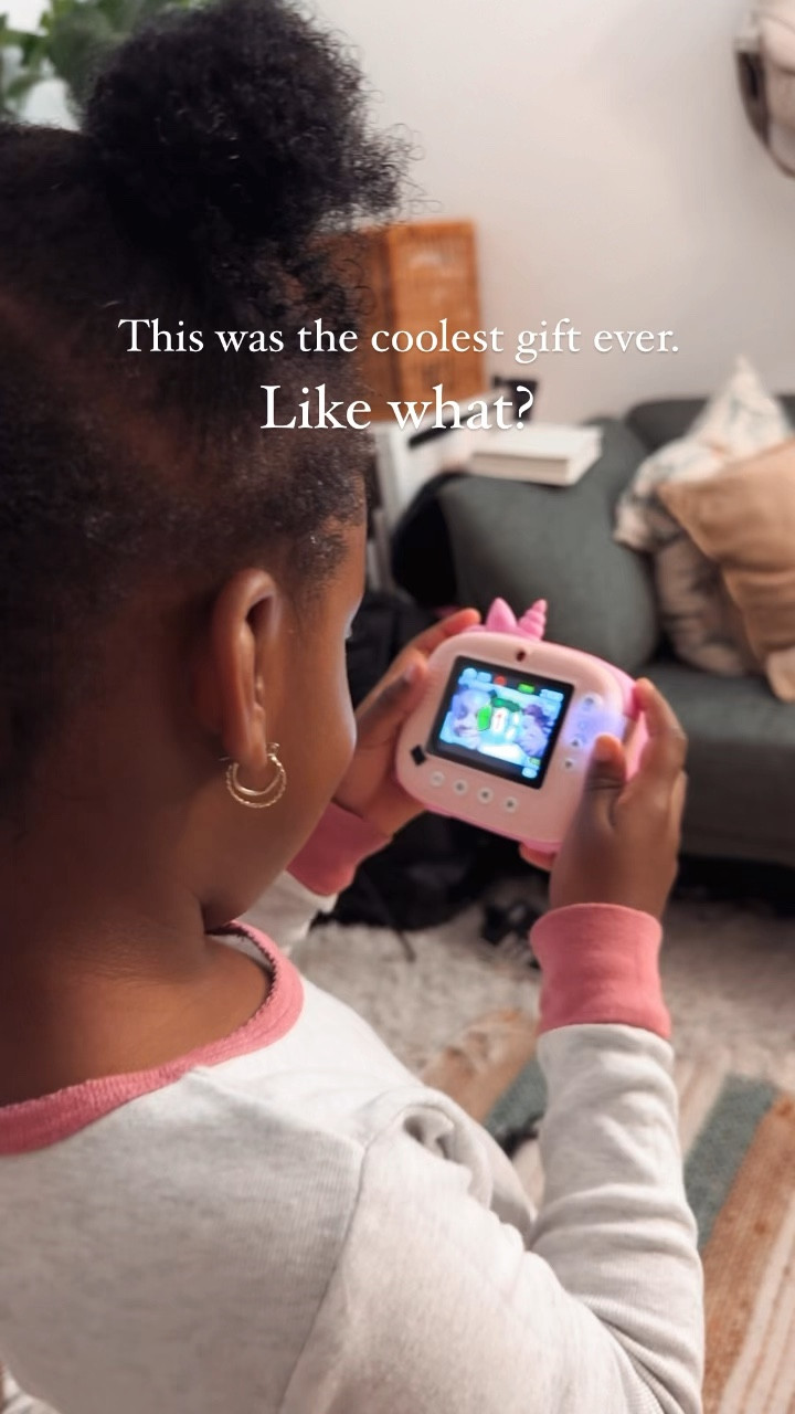 Avannas birthday camera

#LTKsalealert #LTKfindsunder50