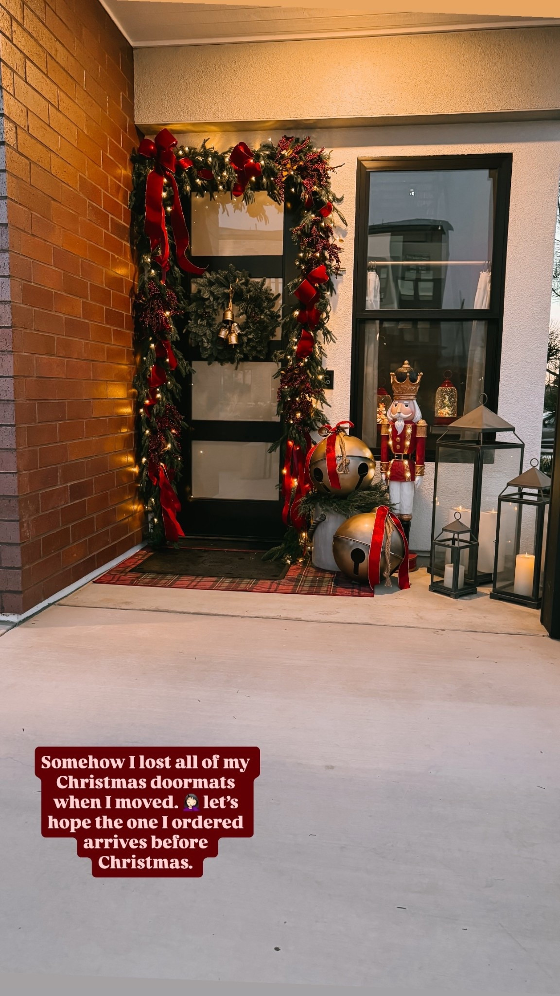 Somehow I lost all of my Christmas doormats when I moved. 🤦🏻‍♀️ let’s hope the one I ordered arrives before Christmas.