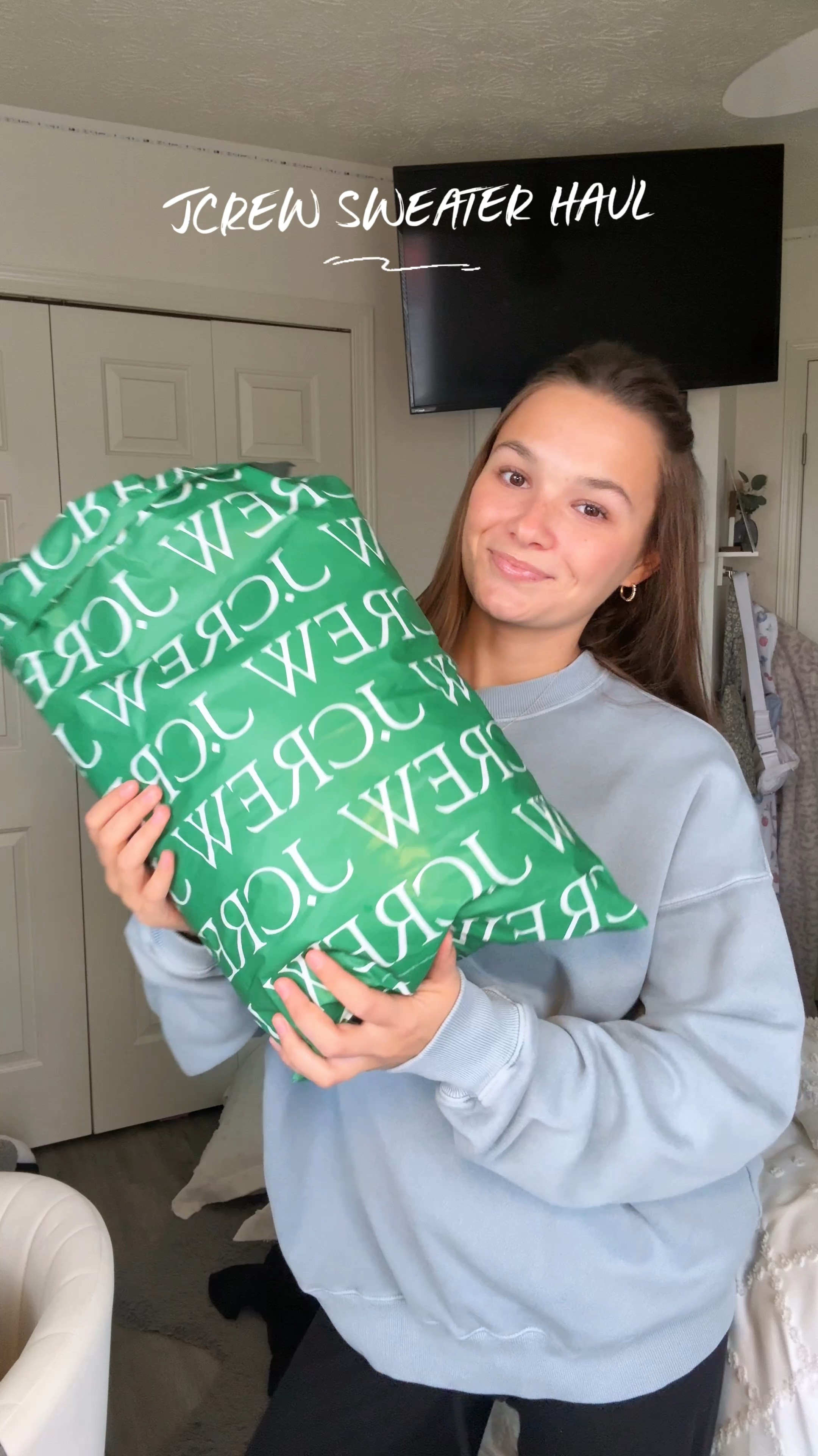 Jcrew sweaters!!!
White size medium
Black size small
Pink size medium 