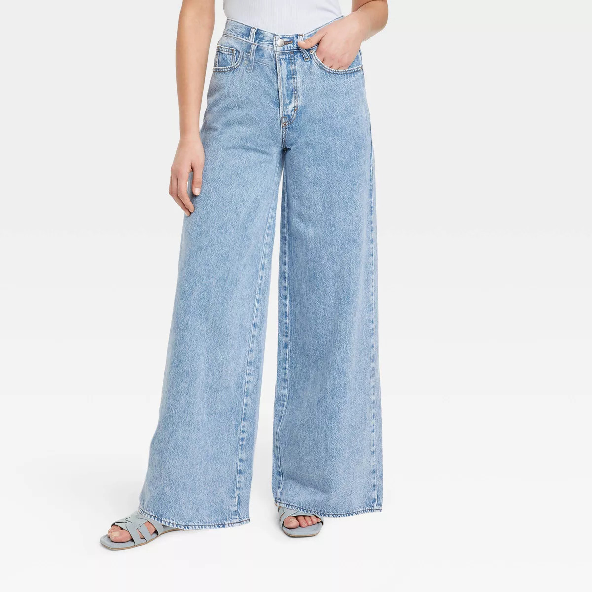 Women's Mid-Rise Super Wide Leg Jeans - Universal Thread™ | Target