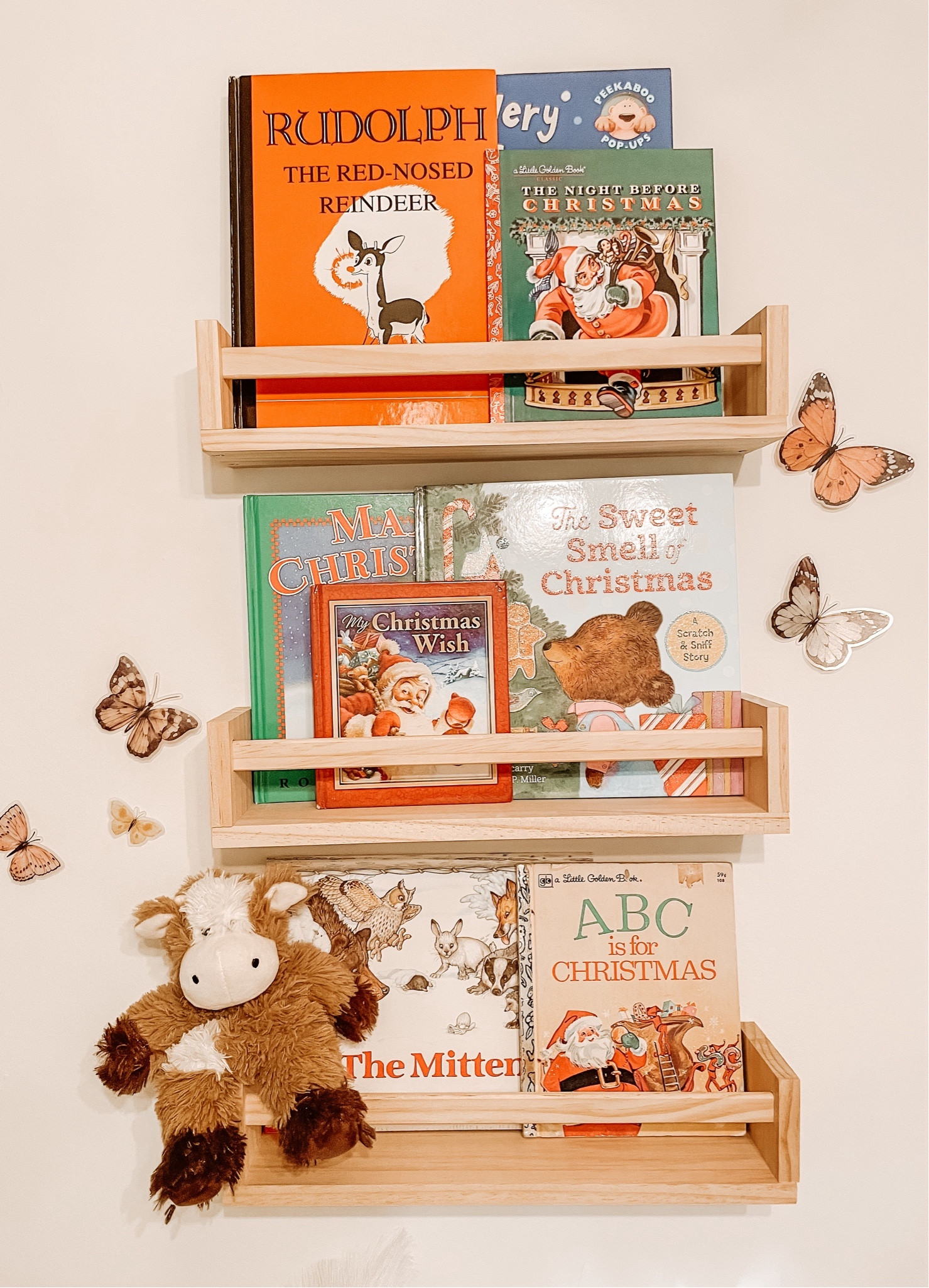 Swapped out the books in my daughter’s nursery and thought I’d link the ones that I didn’t thrift! 


Amazon, nursery, Christmas, holiday, seasonal, kids, baby, daughter, girls, newborn, infant, books, toys, decor

#LTKHoliday #LTKkids #LTKbaby