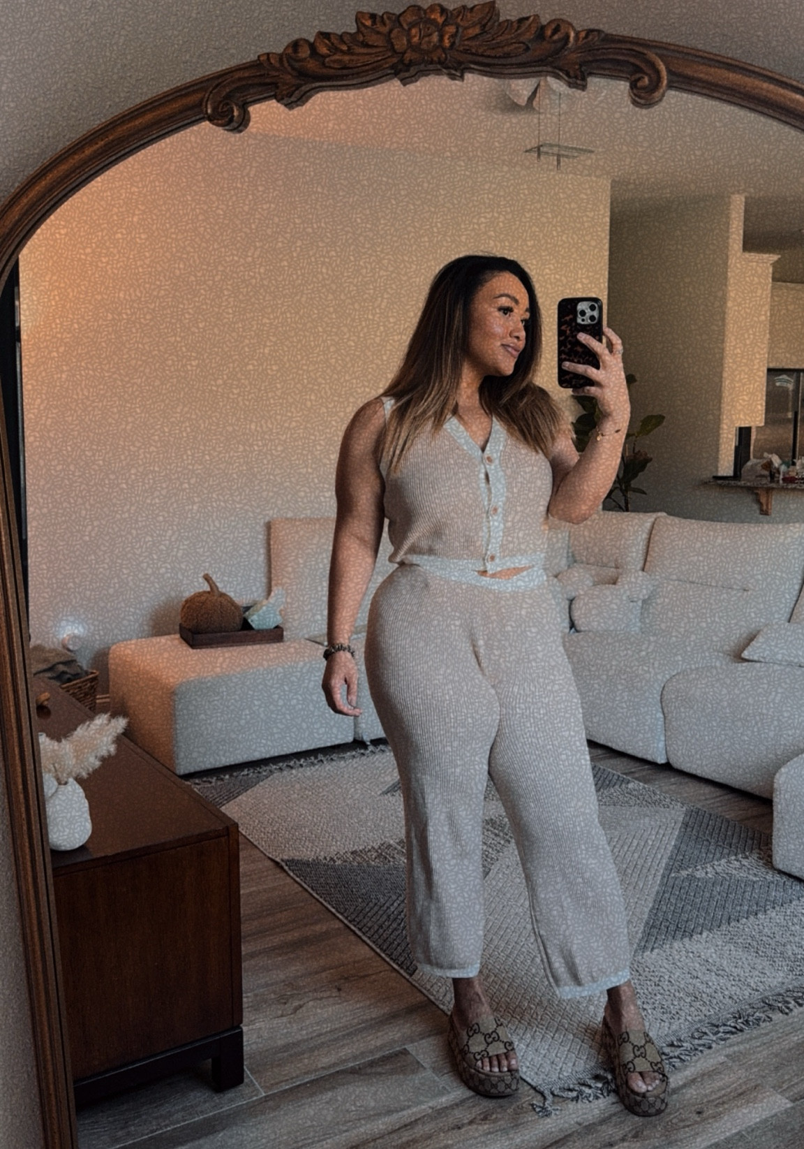 #loungewear under $20! 🤎 

#LTKGiftGuide #LTKHoliday #LTKTravel
