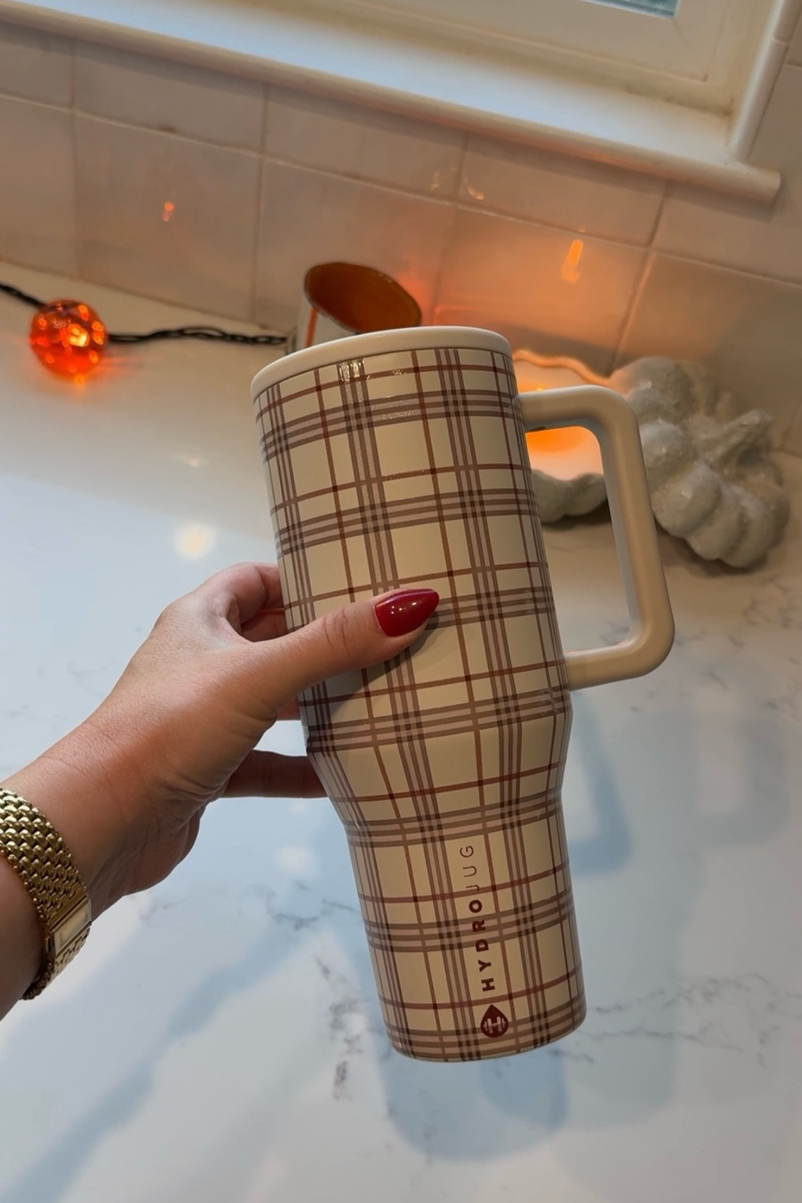 The cutest fall hudrojug🤎

#LTKSeasonal #LTKFallSale #LTKFindsUnder50