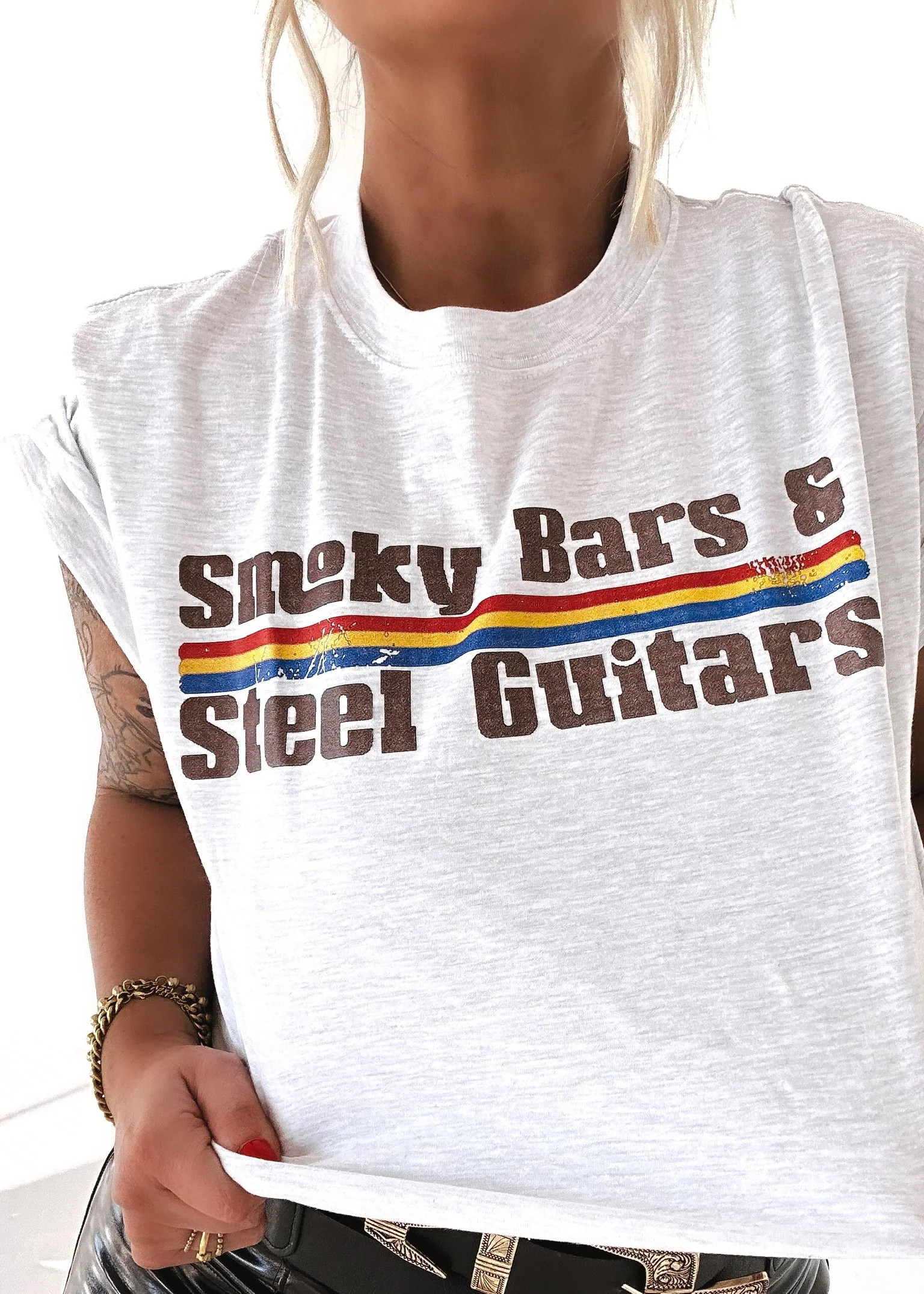 SMOKY BARS & STEEL GUITARS SIDE SLIT TEE Ash Gray / M / PBF18301ASHG | Pebby Forevee