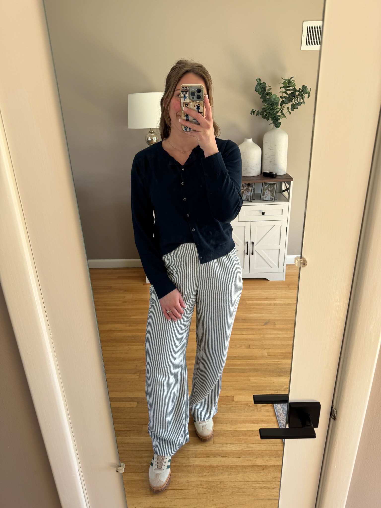 Work outfit of the day!
Pants: small tall (I’m 5”7)
Cardigan: sized up to a large 
Shoes: sized down 1/2 size to a 7.5 

#LTKFindsUnder50 #LTKSaleAlert #LTKWorkwear