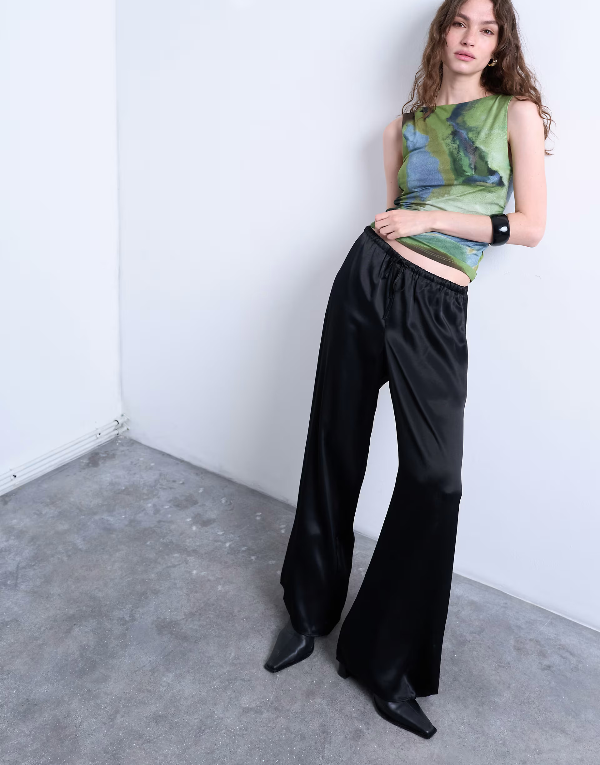 Satin tie waist wide leg trouser in black | Topshop