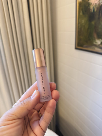 Lip Plumping Gloss

#LTKBeauty