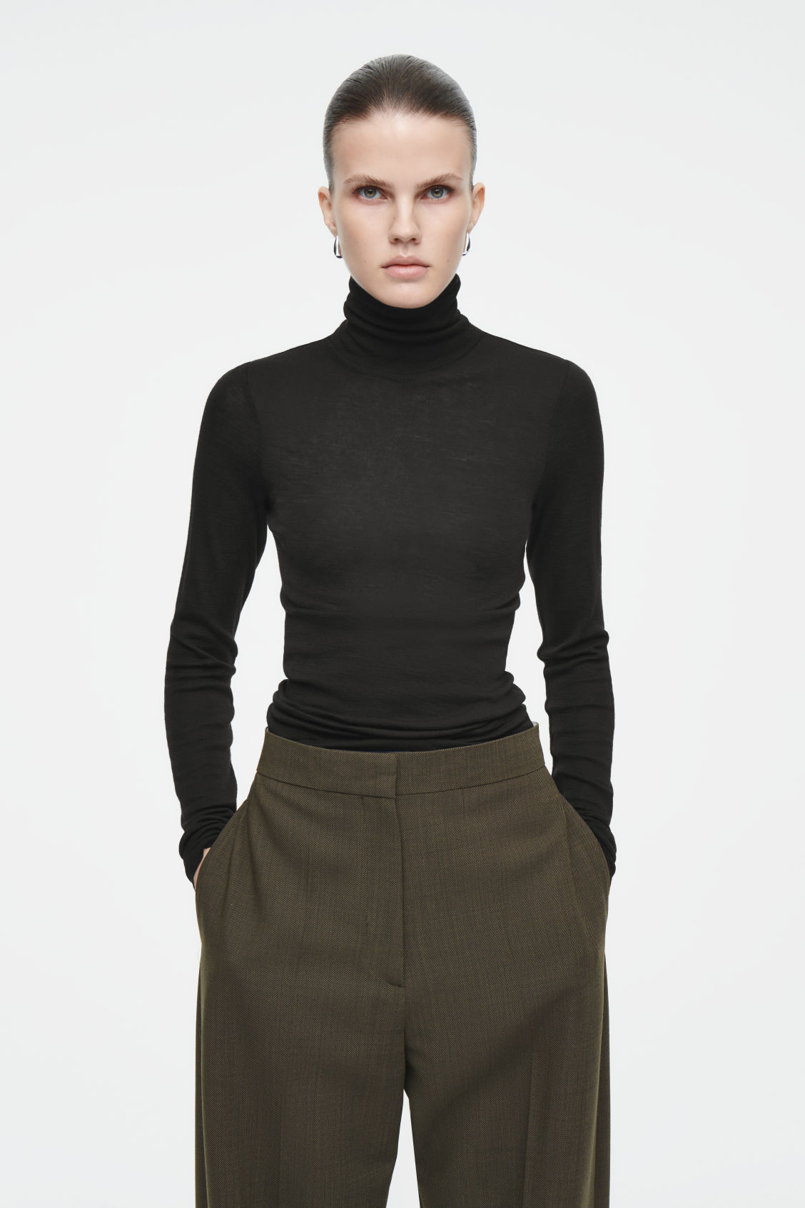 MERINO WOOL TURTLENECK TOP | COS (US)