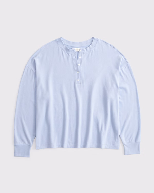 Long-Sleeve Cozy Lounge Knit Oversized Henley Top | Abercrombie & Fitch (US)
