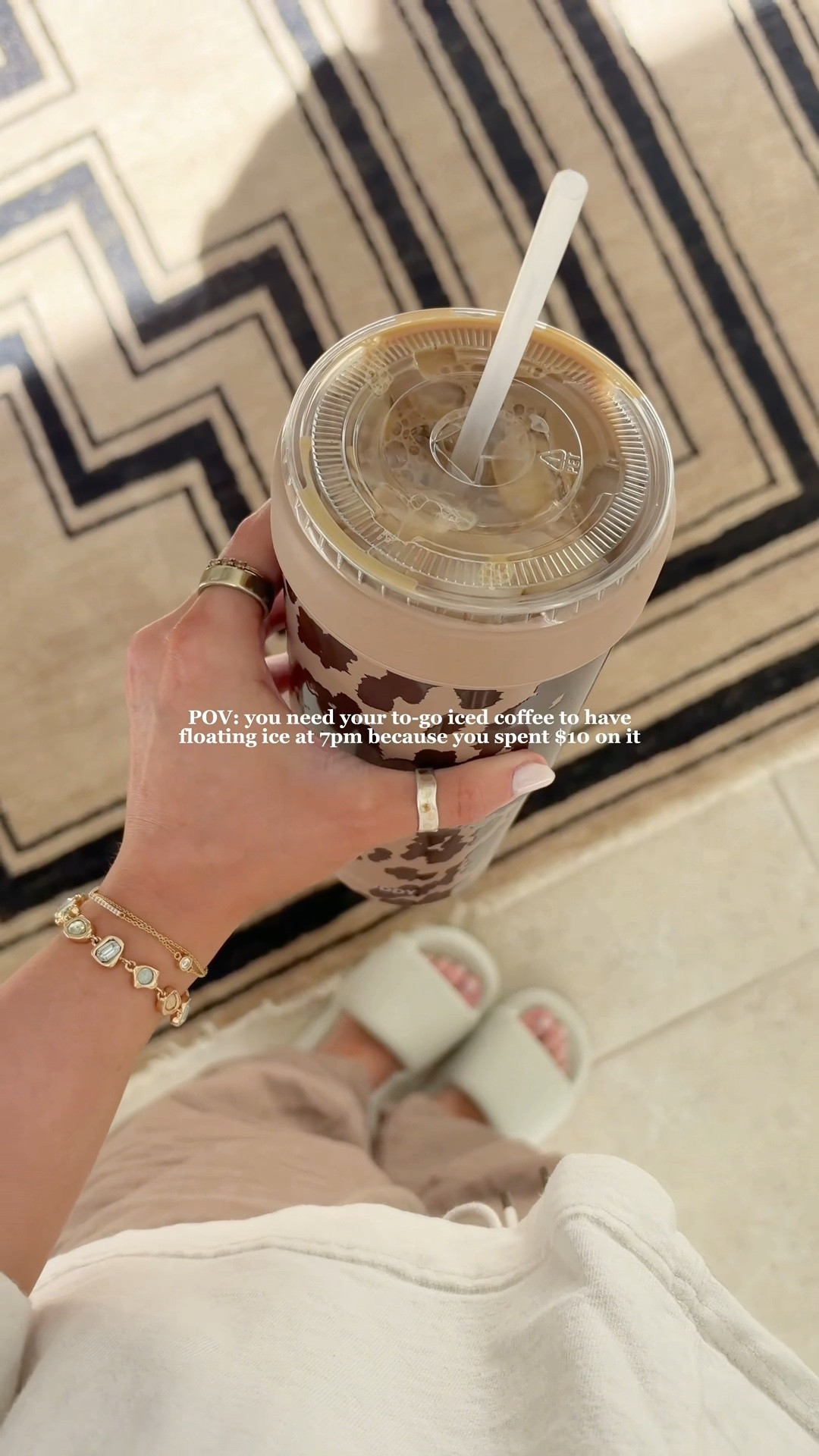 Calling all iced coffee lovers!!🤍