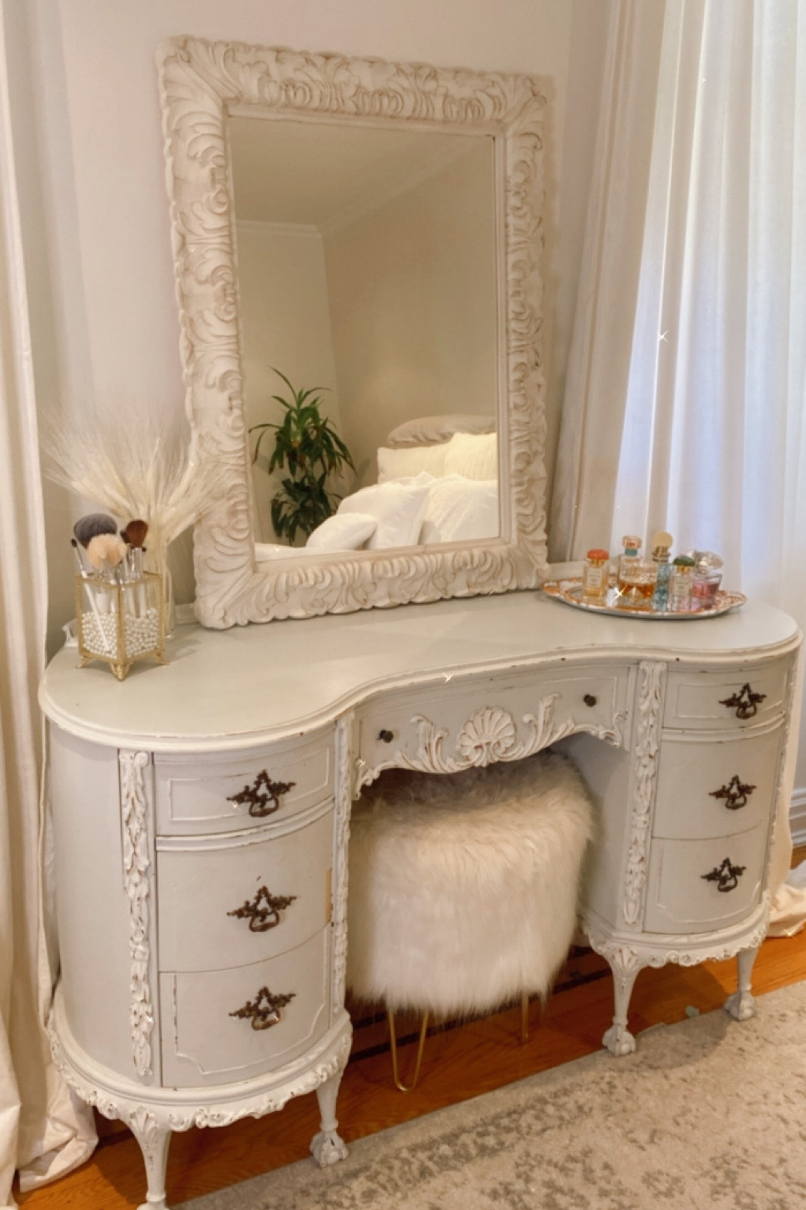 Vanity decor 

#LTKhome #LTKstyletip #LTKGiftGuide