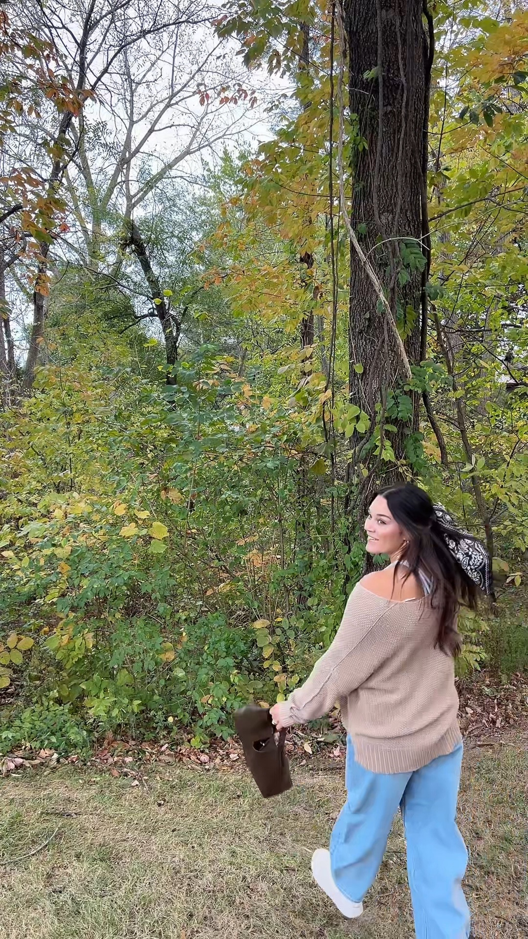 Viral Gap Barrel Jeans | Holiday Outfit 

#LTKHoliday #LTKSaleAlert #LTKGiftGuide