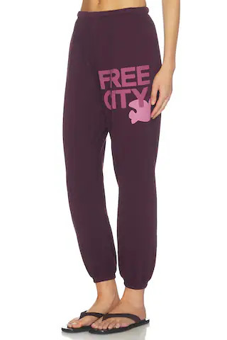 Free City Large Sweatpant in Burgundy. - size XS | Revolve Clothing (Global)