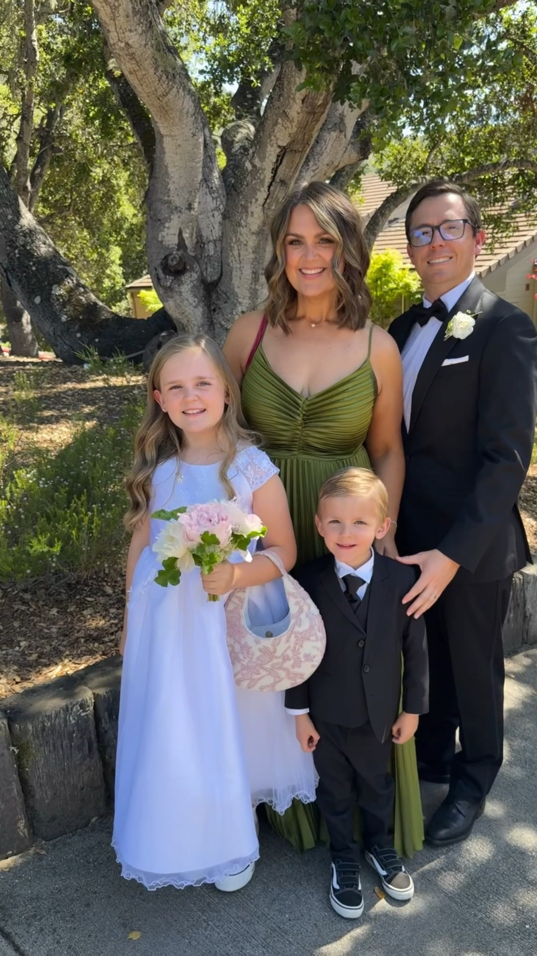 Wedding weekend looks

Green dress, 14 (need a 12)
Long sleeve dress, xl
*Petal and Pup code: Itscourtney20
Tops, large
Loft jeans, 31
Gap & AE jeans, large
Anthropologie dress, large (code Courtney20)
Walli case code: courtneyhamilton

Wedding guest dress, wedding guest look, size 12, size 14, midsize, travel outfit, comfy style, casual look, Courtney Hamilton, cropped denim

#LTKWedding #LTKFindsUnder100 #LTKMidsize